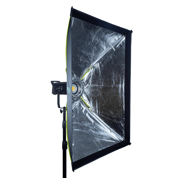 Softbox 70 x100 cm mit Wabe und Bowens Anschluss von Patona offen