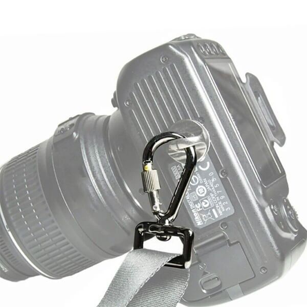 Snap hook for outdoor camera use