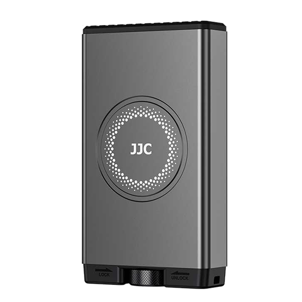 SD card reader and storage in one from JJC