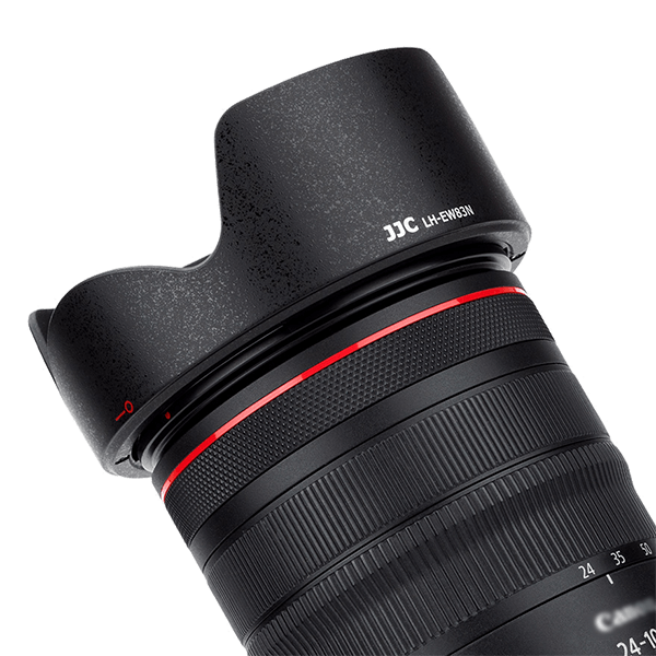 Gegenlichblende LH-EW83N zu Canon RF 24-105mm f 4L IS USM montiert