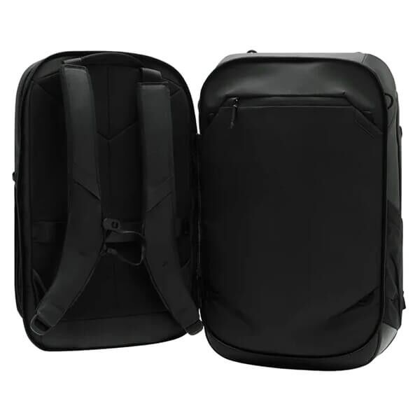 Peak Design Travel Backpack 2-in-1 in Black, modular 40-liter travel backpack—details Peak Design Travel Backpack 2-in-1 in Black, modular 40-liter travel backpack—details