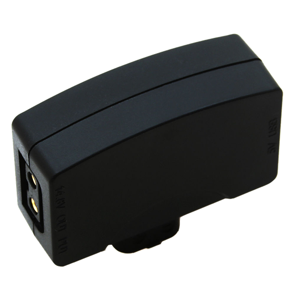 D-Tap Adapter mit USB Anschluss von oben D-Tap Adapter mit USB Anschluss von oben