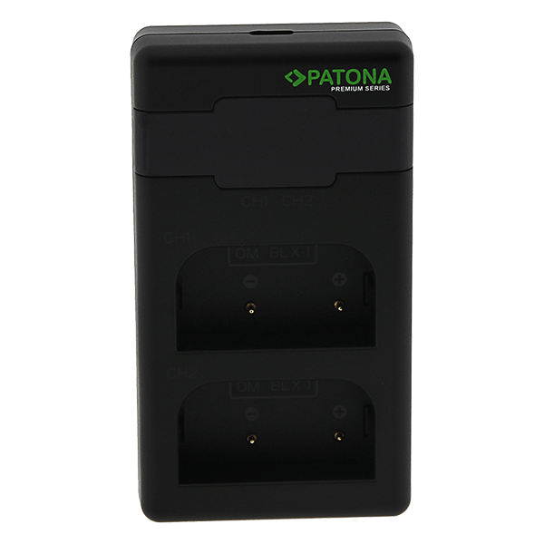 Doppel USB C Ladegerät zu Olympus BLX-1 stehend