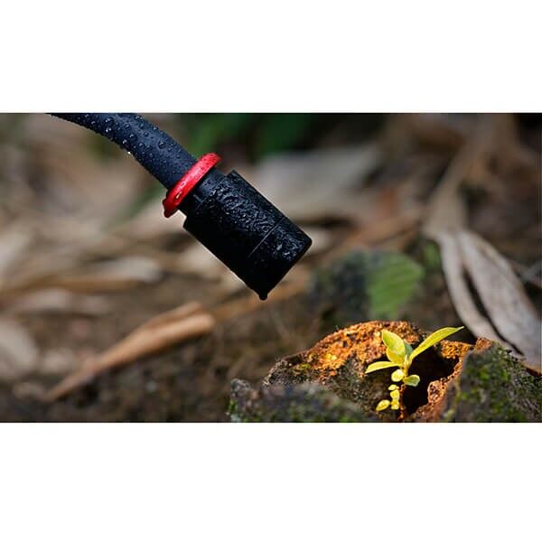 SmallRig macro lighting for precise illumination of small subjects