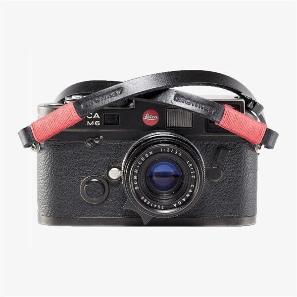 bronkey-tokyo-101-camera-strap-black-120cm-front.jpg