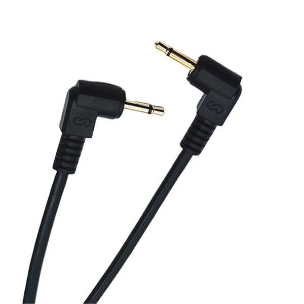 2.5 to 2.5 mm connection cable for camera and flash