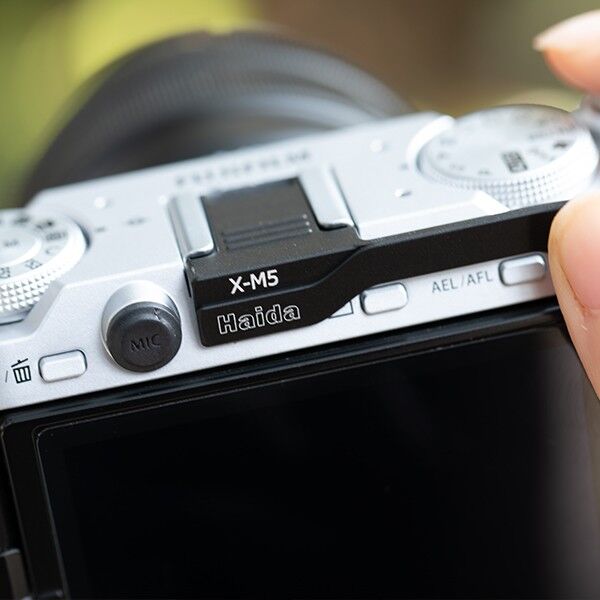 Thumbs Grip for Fujifilm X-M5 in black, mounted on the camera