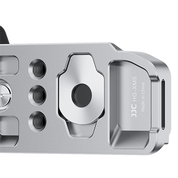 Camera handgrip for Fujifilm X-M5 in silver