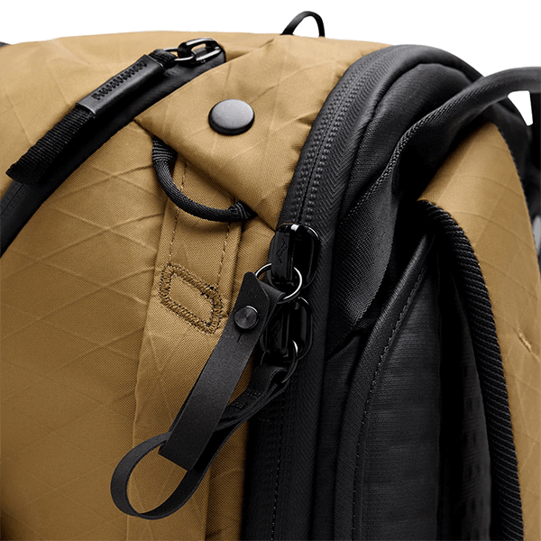 Peak Design 45L Travel Backpack coyote