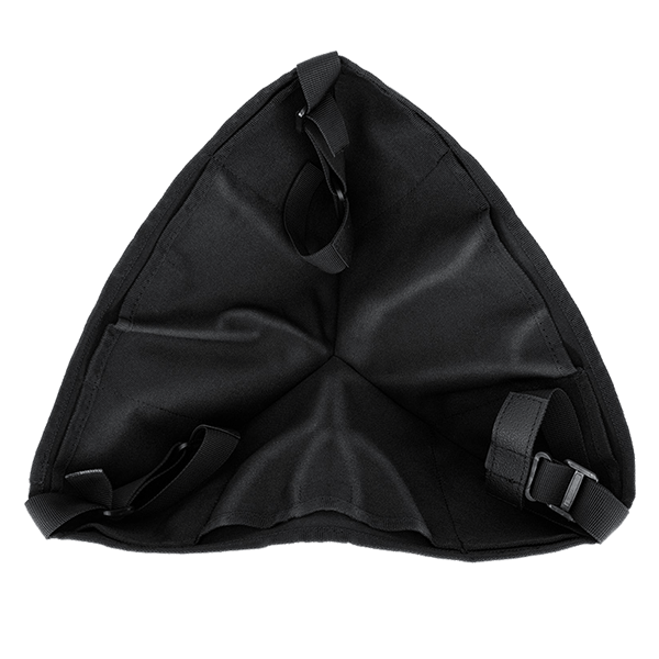 Triangular cloth for weighting to all tripods