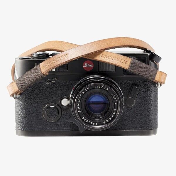 Camera strap Bronkey Tokyo 106 made of leather, light brown, 120 cm