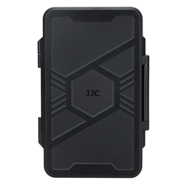 Kompaktes, geschlossenes Speicherkartenetui aus robustem Kunststoff