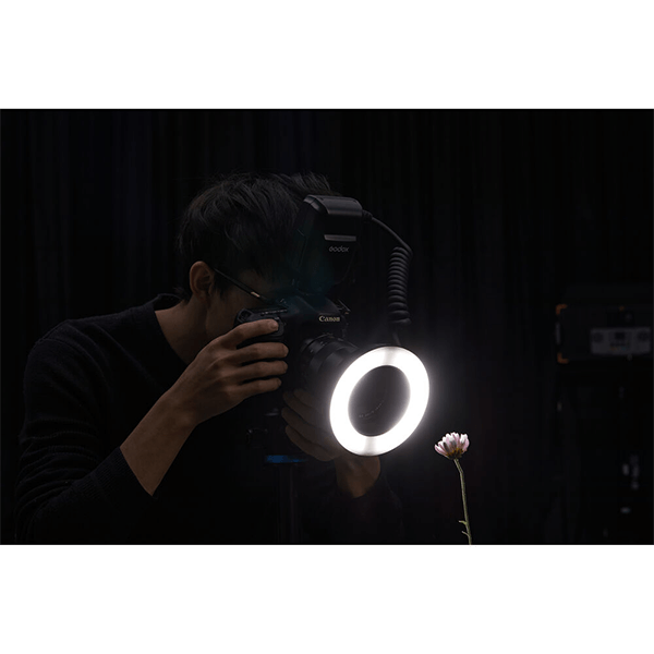 MF-R76S Ringblitz mit TTL zu Sony von Godox in Anwendung