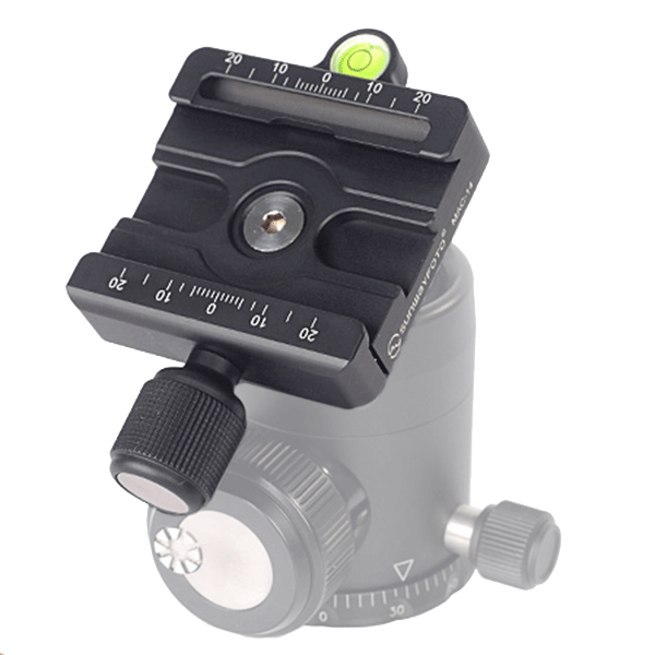 Schnellwechselklemme MAC-14 Arca und Manfrotto von Sunwayfoto Beispiel mit Kugelkopf