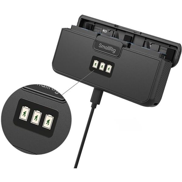 USB-C charging box with three batteries from SmallRig Charging status