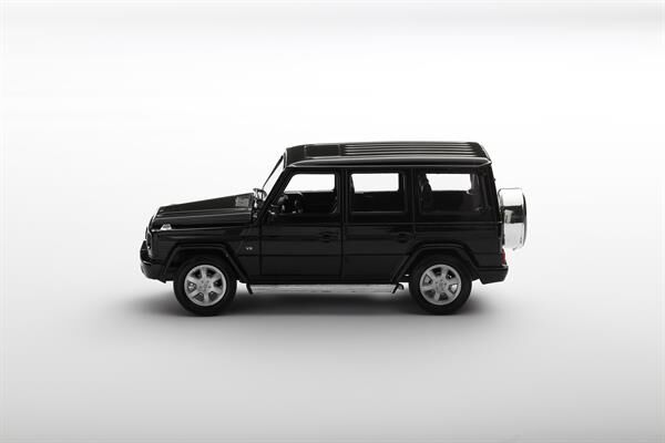 Welly Mercedes-Benz G-Class black 1:24