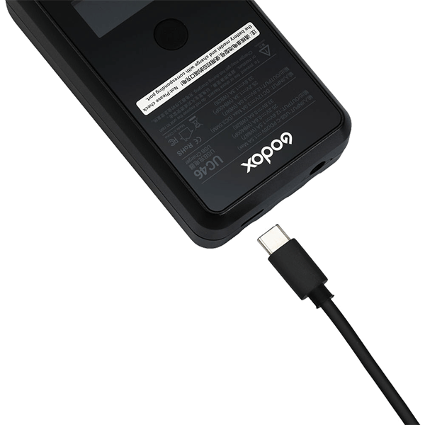 Godox UC46 USB Ladegerät Anschluss