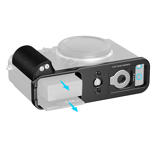 Handle mounted on Fujifilm X-E5 Battery or memory card change