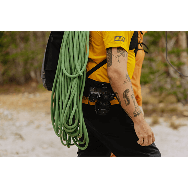 Outdoor 25L and 45L black Peak Design hip belt