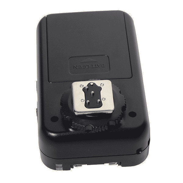 Yongnuo YN-622N-TX Trigger mit LCD für Nikon batteriefach