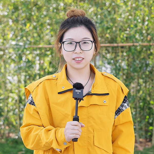 SmallRig Rode Wireless Go Handle for Intervies using 3182