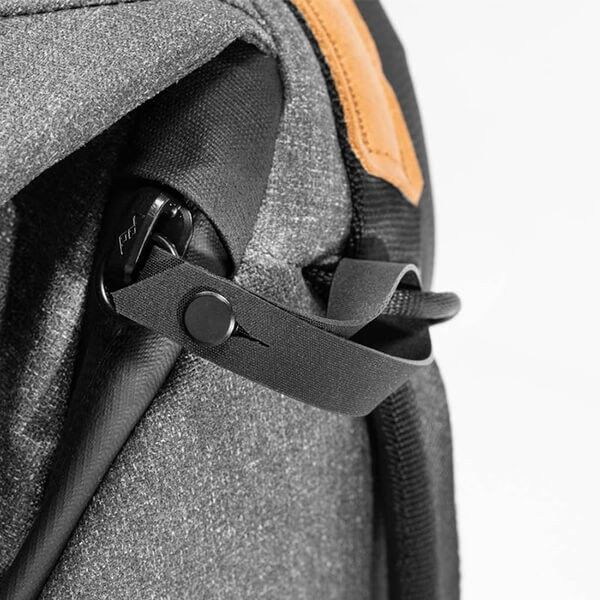 Peak Design Everyday Backpack 30L v2 detail