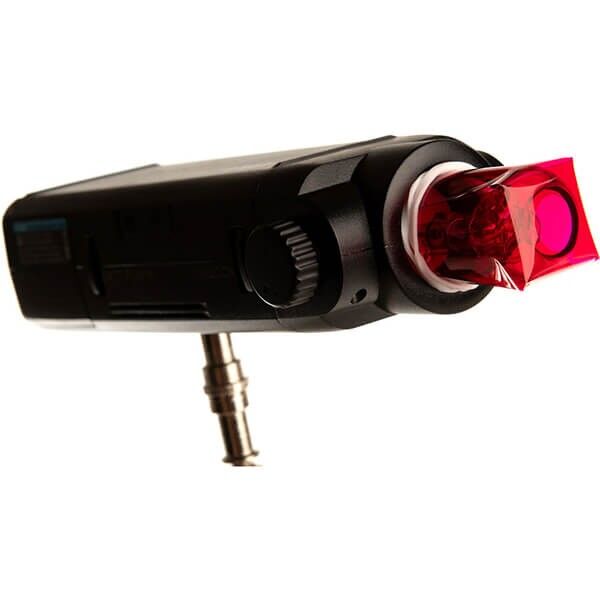 Kreatives Farbgel-Set zu Godox AD200 montiert an Blitzröhre in rot