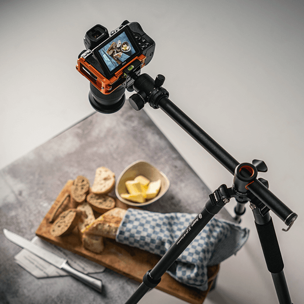 Produktfotografie Hintergrund Set Holz in Anwendung