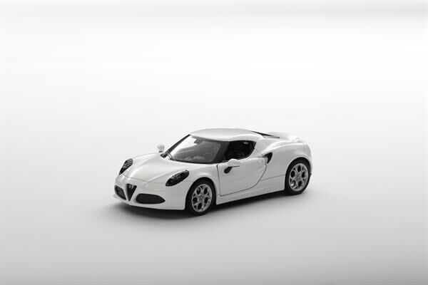 Welly Alfa 4C white 1:24