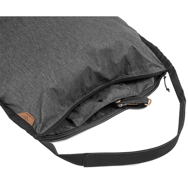 Peak Design Packbare Einkaufstasche in Charcoal
