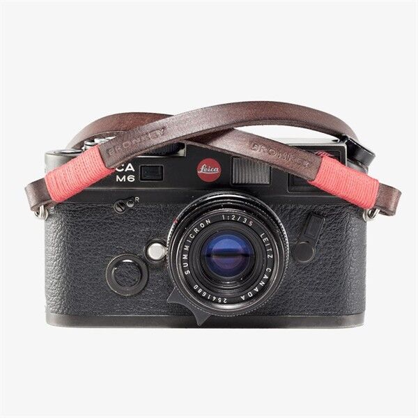 bronkey-tokyo-102-camera-strap-leader-brown-95cm-front.jpg