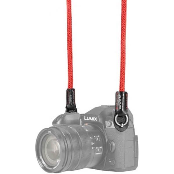 Fotospeed mirrorless Kameragurt 100cm rot mit Kamera Fotospeed mirrorless Kameragurt 100cm rot mit Kamera