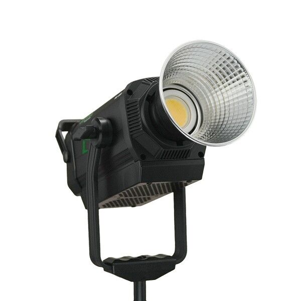 Patona LED 600W photo light front view