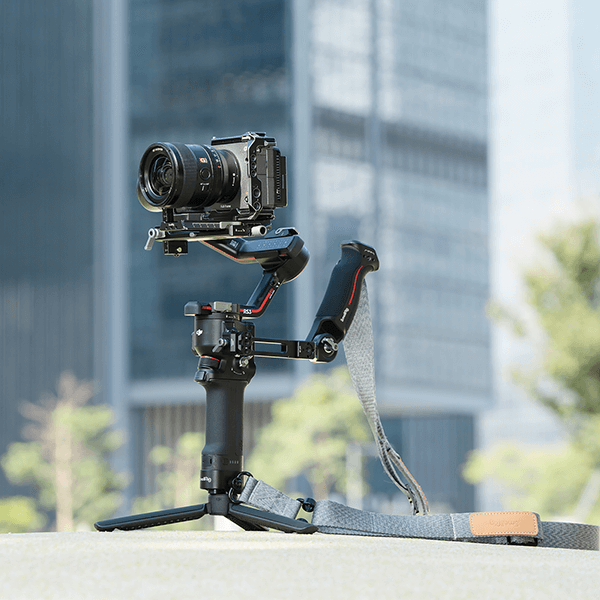 SmallRig Schultergurt zu DJI Gimbels 4118 auf Strasse