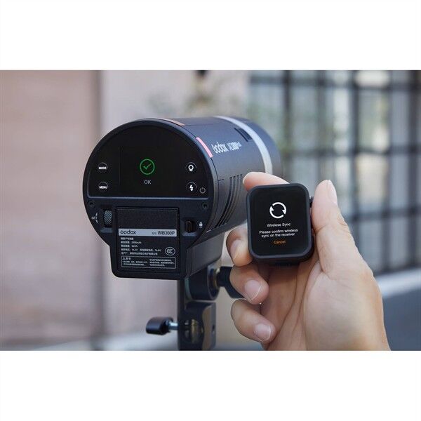 Godox AD300Pro II im Einsatz bei Outdoor Fotoshooting