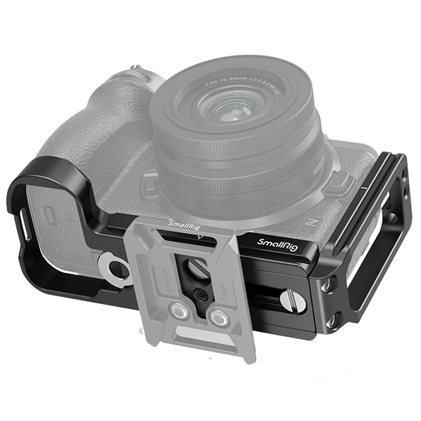 SmallRig L-Winkel zu Nikon Z5 Z6 Z7 Z6II und Z7II 2947 unterseite mit Platte