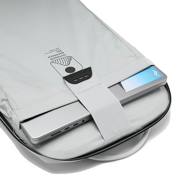 Peak Design Outdoor Fotorucksack 25L in Cloud